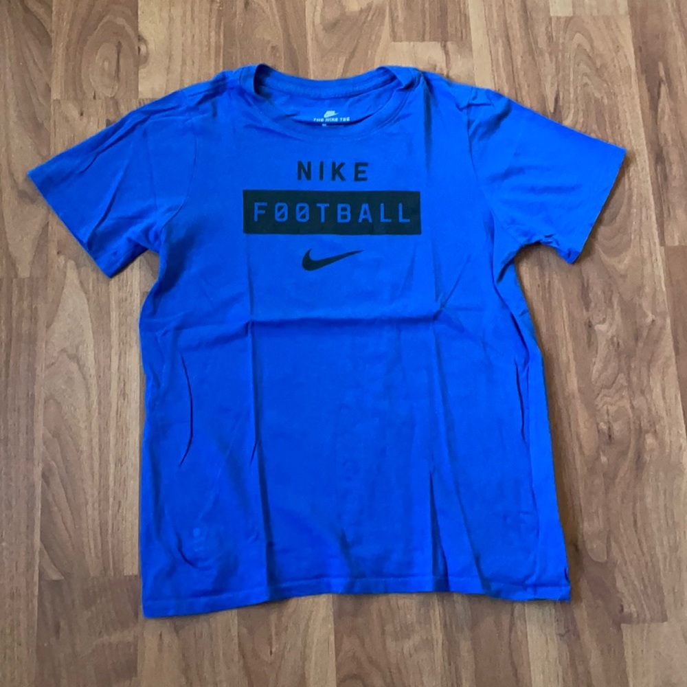 Boys Nike Football SL Shirt - Size Large